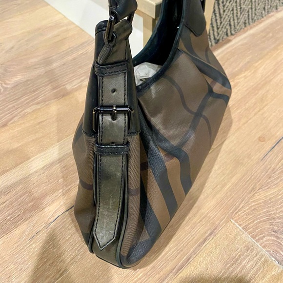 BURBERRY shoulder bag, authentic with dust bag - Picture 3 of 15